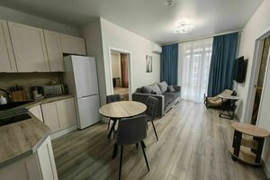 Евро 3-комнатная квартира «Holiday House»