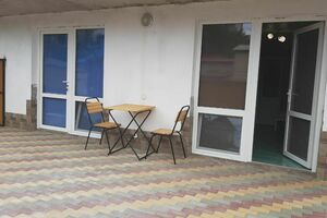 2 комфортные комнаты с двориком