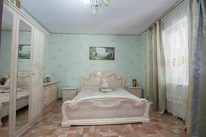 на Мастеров, 1