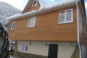 «На Береговой 33»