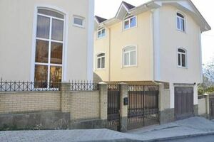 «На Пчеловодов, 24»