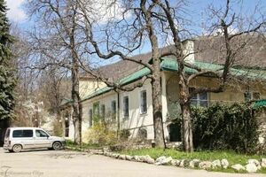 «Жить просто»