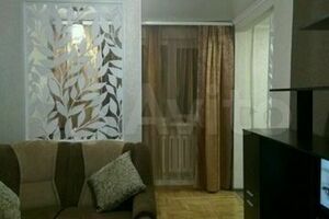 «в окружении санаториев»