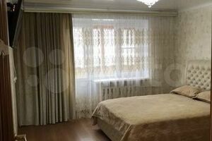 «на 50 лет Октября 50»