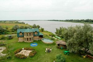 «Замок»