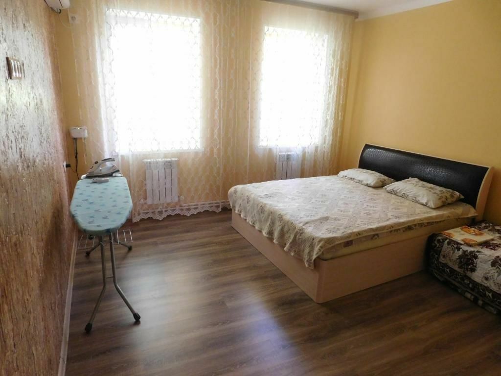 Ейск Дом под ключ Апартаменты Travel House на Шмидта 35 - Шмидта, 35, цены,  фото, отзывы, на карте