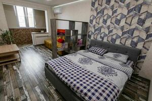 на Новоселов 4