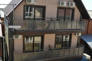 «Южный дворик на Взлетной»