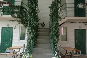 «Азовская 31»