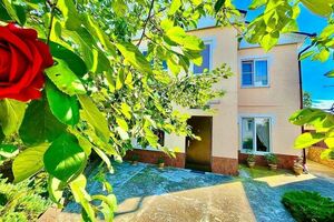 Двухэтажный дом на Кутузова 48